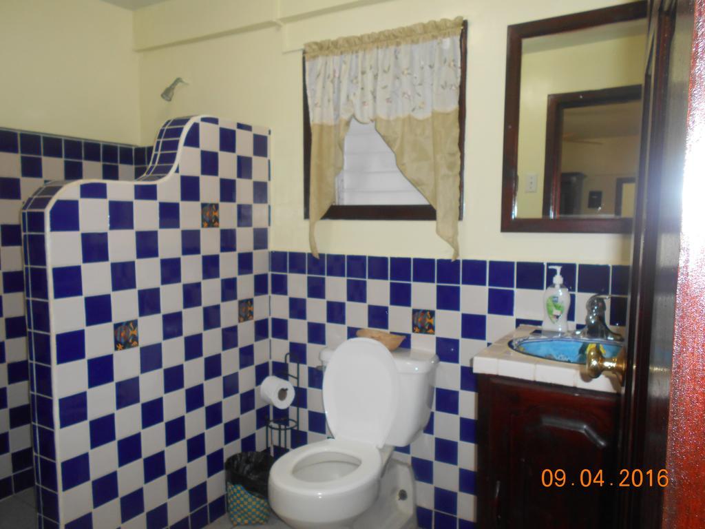 Alan'S Paradise Hotel Placencia Εξωτερικό φωτογραφία