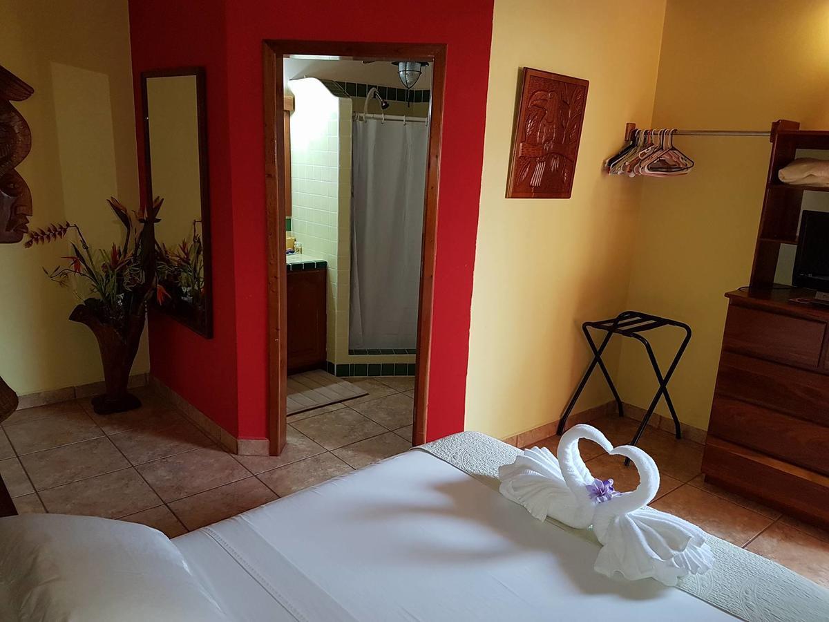Alan'S Paradise Hotel Placencia Εξωτερικό φωτογραφία