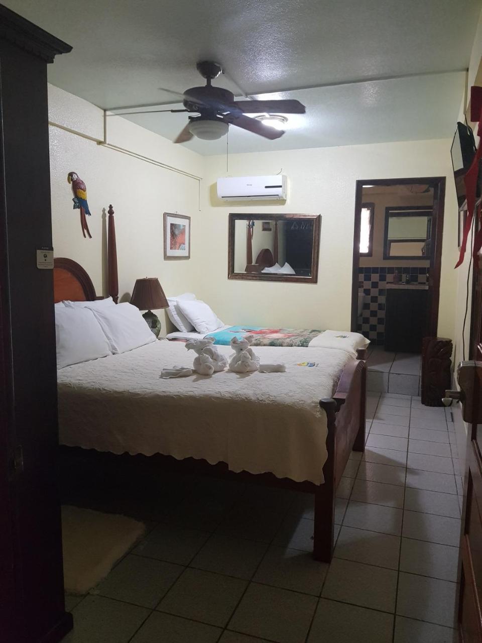 Alan'S Paradise Hotel Placencia Εξωτερικό φωτογραφία
